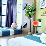 Atlantis Residence L 6-10 Pax L Luxury 2 Bedroom L Jonker St L City Centre By Jay Stay Management